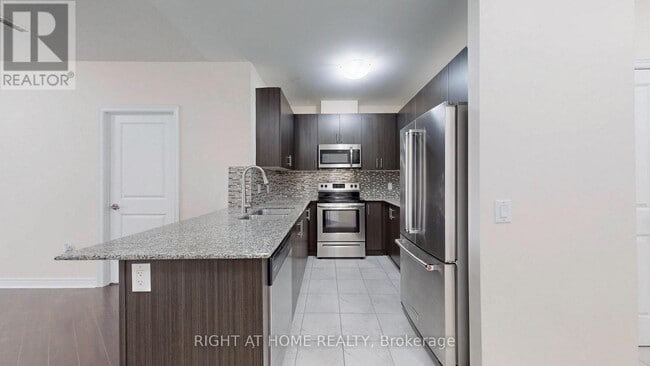 Building Photo - 7325 Markham Rd