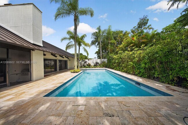 Foto del edificio - 8925 SW 102nd Terrace