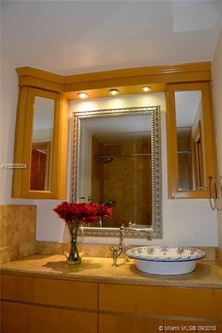 Foto del edificio - 200 SE 15th Rd