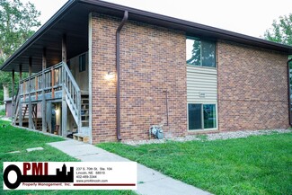 Building Photo - 2438 S 10th St