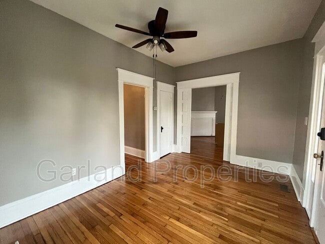 Building Photo - 833 Wasena Ave SW