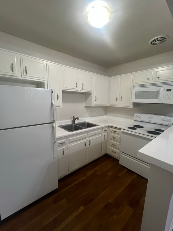 Foto del edificio - 5410 Quakertown Ave