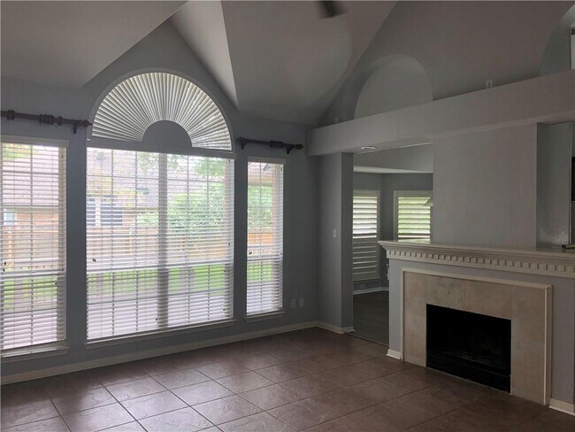 Building Photo - 11426 Rustic Rock Dr