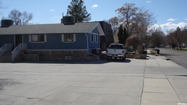 Building Photo - 480 College Avenue, Unit 4
