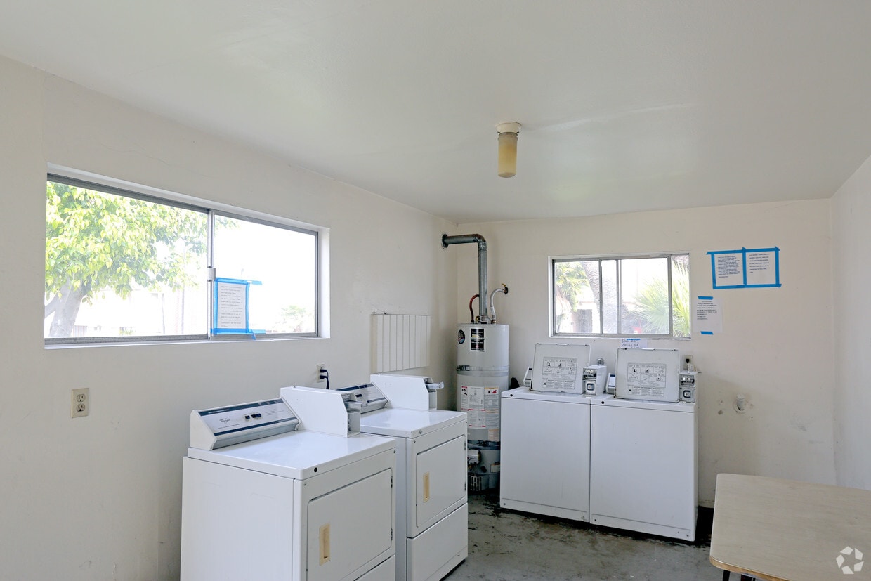 Interior Photo - 14946 Gagely Dr