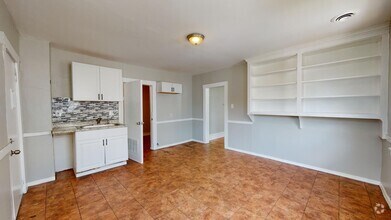 Building Photo - 3347 Seymour Ave