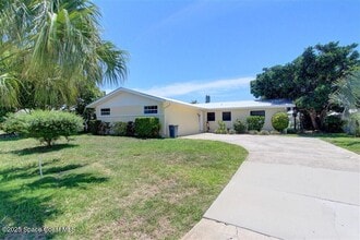 Building Photo - 331 Carmine Dr