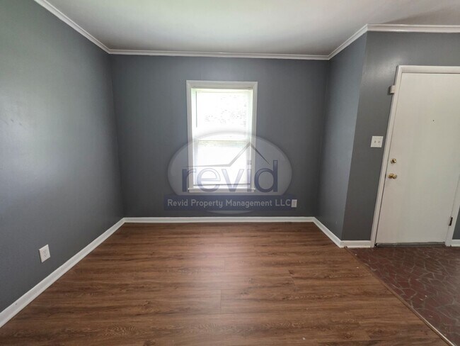 Foto del edificio - 3 bed/ 2 bath Home For Rent