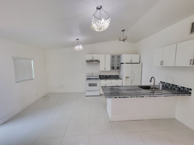 Foto del edificio - 10374 SW 205th Terrace