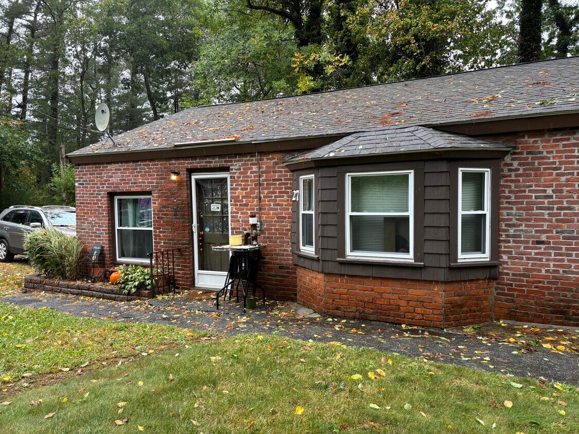 Building Photo - 27 Woodman Ter