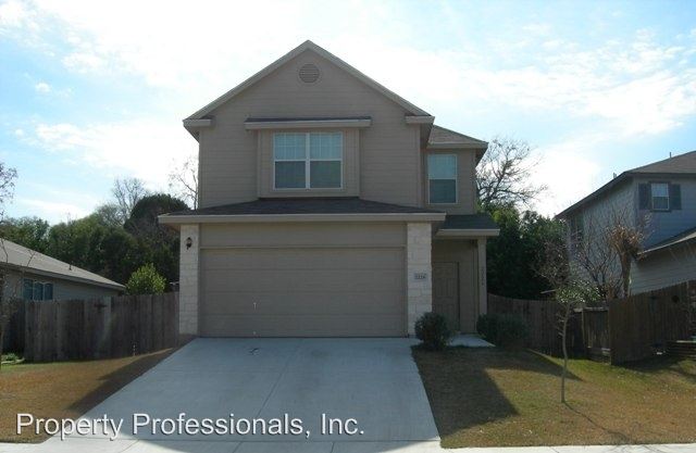 Primary Photo - 2226 Hidden Mdw