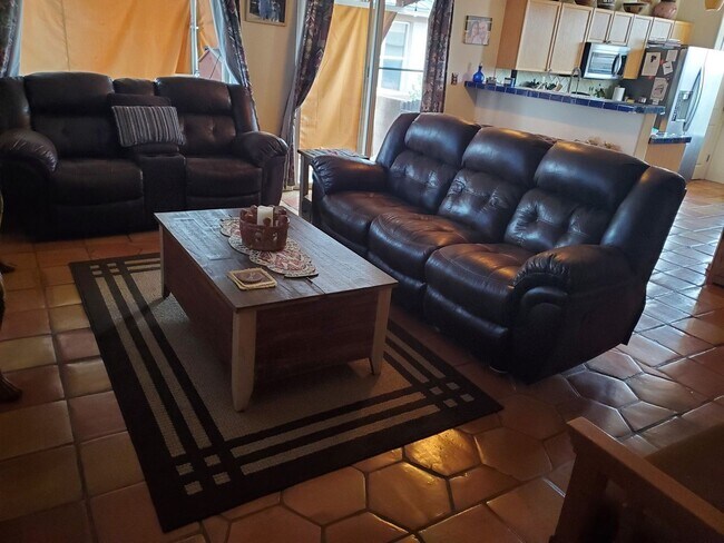 Foto del edificio - 2 Bedroom Single Family Home in Santa Fe