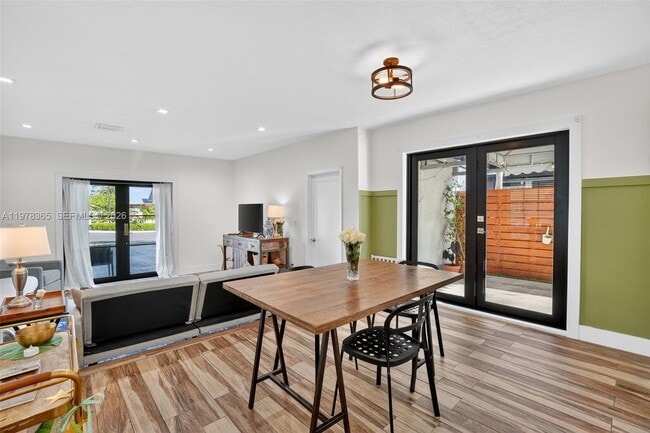 Foto del edificio - 7016 SW 103rd Pl