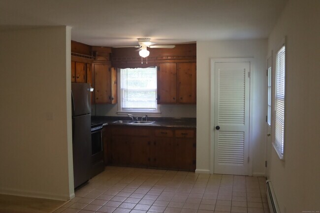 Foto del edificio - 29 Wildwood Park Rd