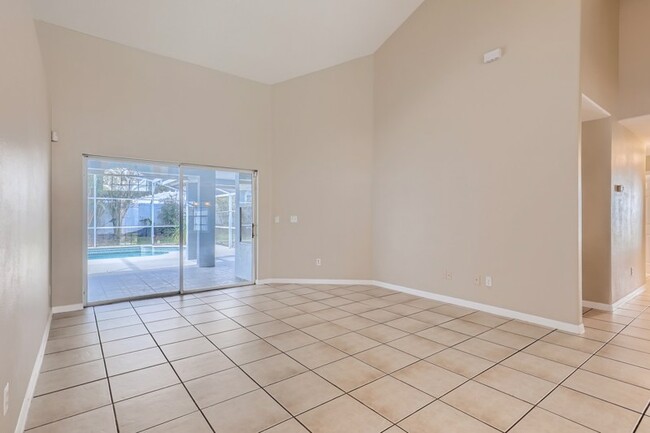Building Photo - 212 Willow Bend Dr