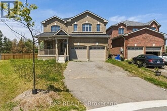 Building Photo - 10 Burrows Ct