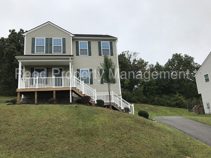 Primary Photo - Spacious Three Bedroom Single Family Home