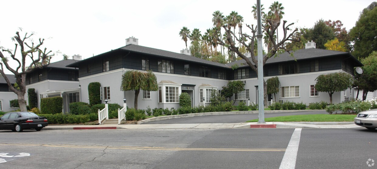 Primary Photo - Parkview Arbor Apartments