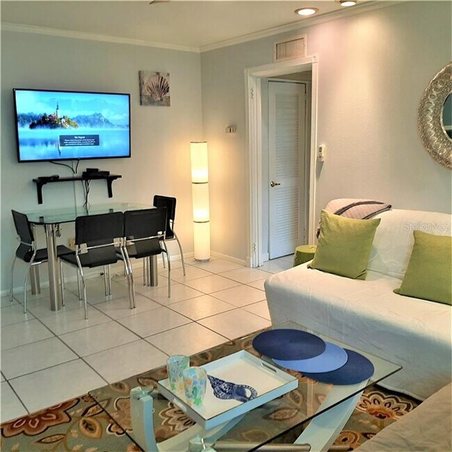 Foto del edificio - 6700 Sunset Way