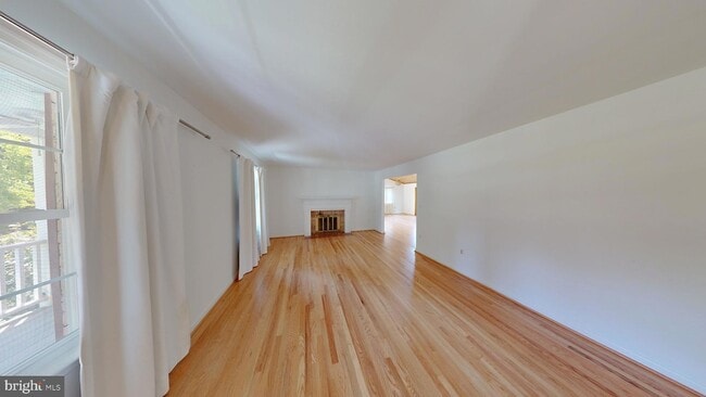 Photo - 7028 Wick Ln House