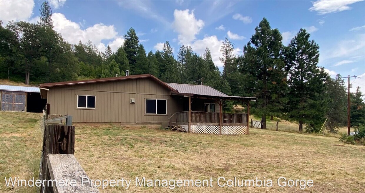 Primary Photo - 2 br, 1 bath House - 74 Dry Creek Rd