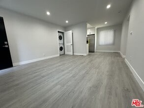 Building Photo - 1118 S Holt Ave