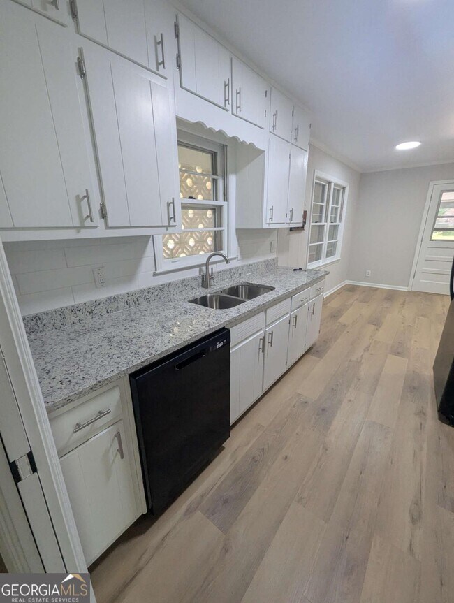 Foto del edificio - 4020 Kelden Ct SW