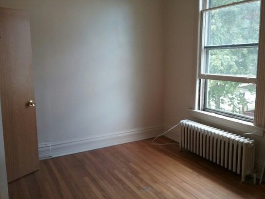 Foto del edificio - 843 N Waller Ave