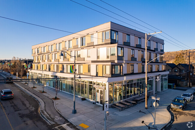 Building Photo - Montgomery Square