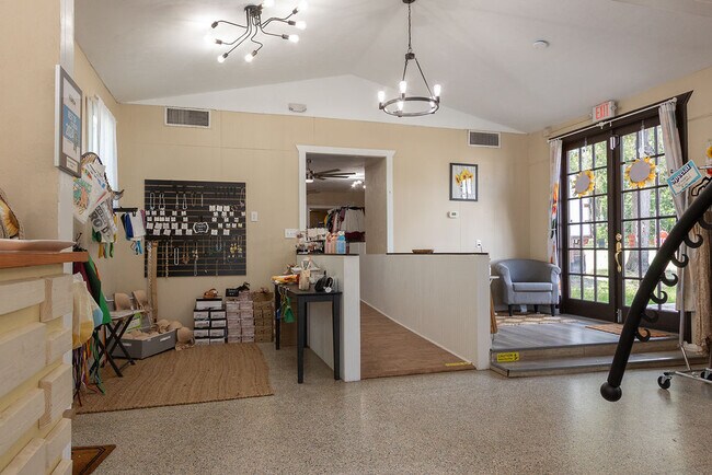 Foto del edificio - 209 S Florida Ave
