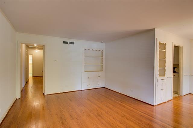 Foto del edificio - 6255 St Moritz Ave
