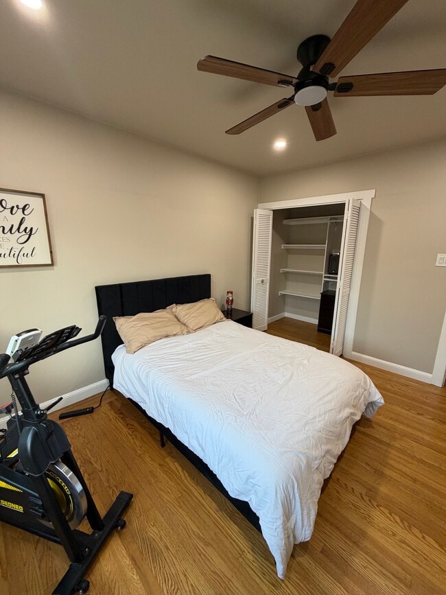 Photo - 182 Cayuga Ave House