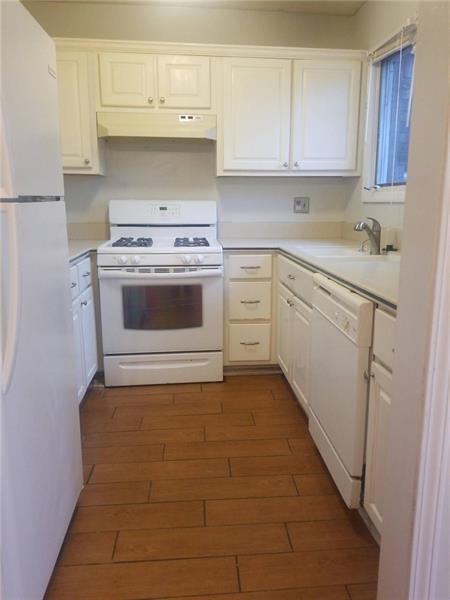 Foto del edificio - 1192 Ashborough Dr