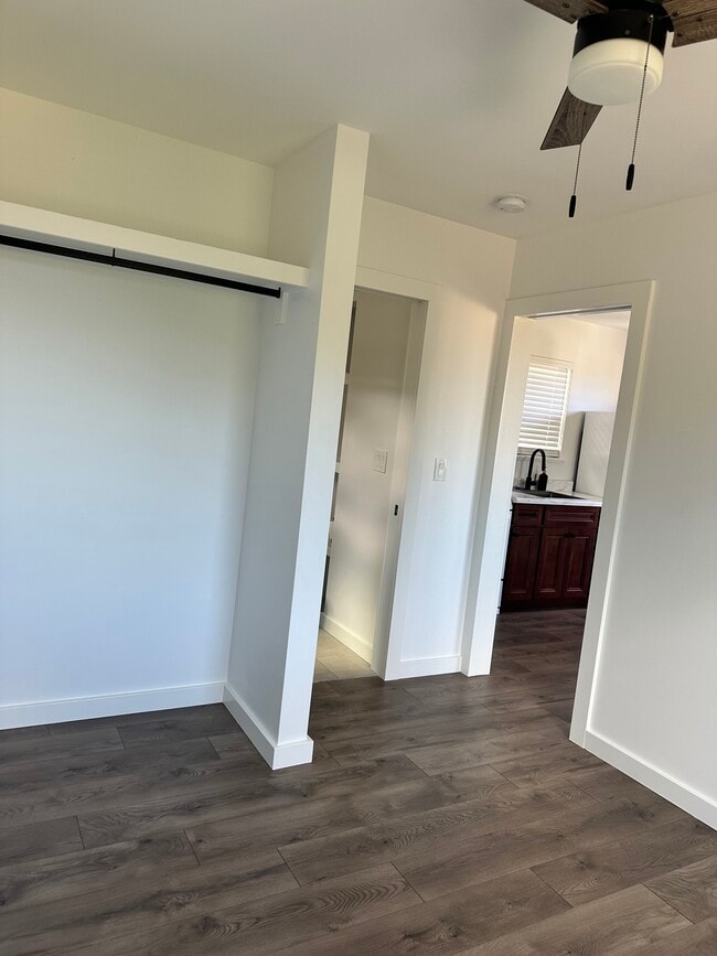 Building Photo - 535 Kaao Cir
