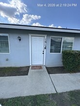 Building Photo - 1617-1617 E Douglas Ave