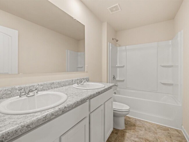 Foto del edificio - 348 Etowah Pkwy