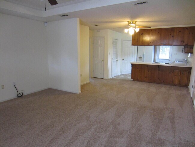 Foto del edificio - 3BD/2B in Blue Pool Subdivision
