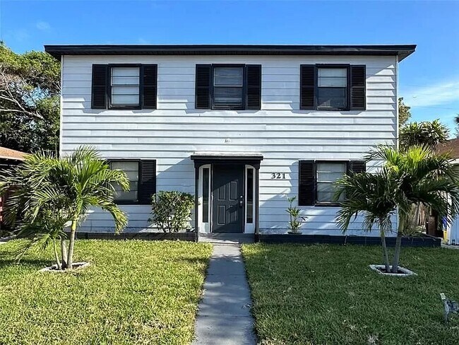 Foto del edificio - 321 Conniston Rd