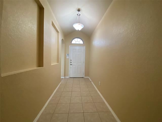 Building Photo - 10500 Barber Ln