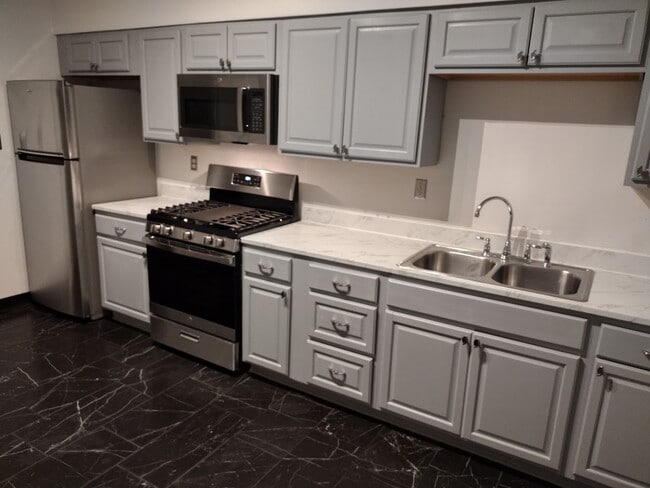 Building Photo - 4354 Laclede Ave