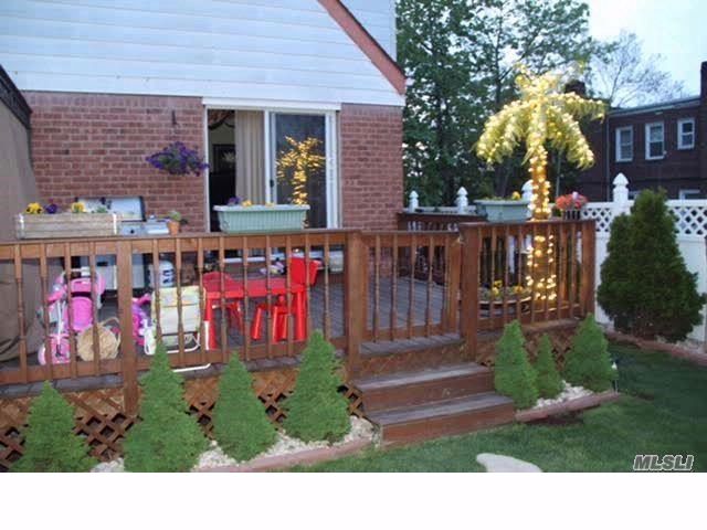 Foto del edificio - 5911 157th St