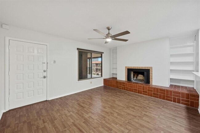 Foto del edificio - 505 W 7th St