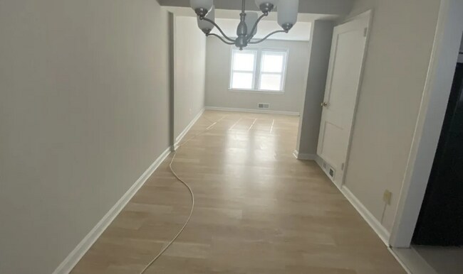 Foto del edificio - COMING SOON - 2 Bedroom Rental in Temple Hills