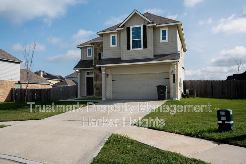 Foto del edificio - 909 Clanton Cove