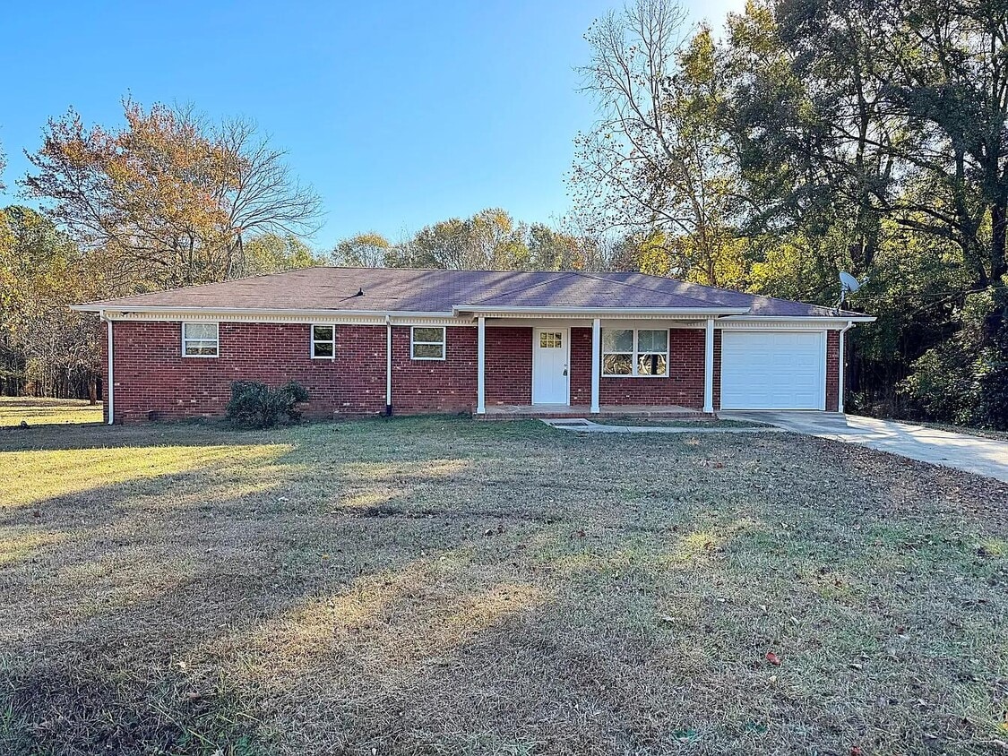 Foto principal - 106 Lori Dr