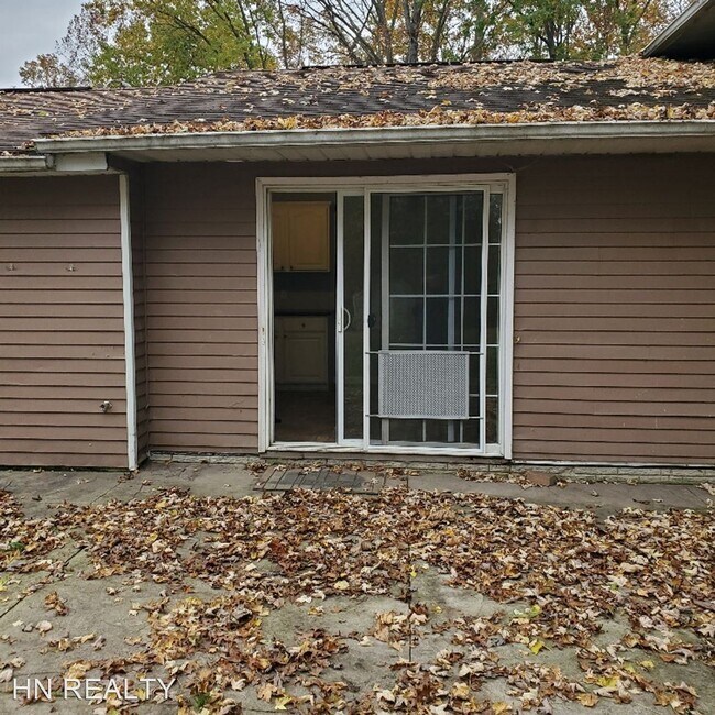 Building Photo - 3 br, 2 bath House - 4974 MAIN AVE