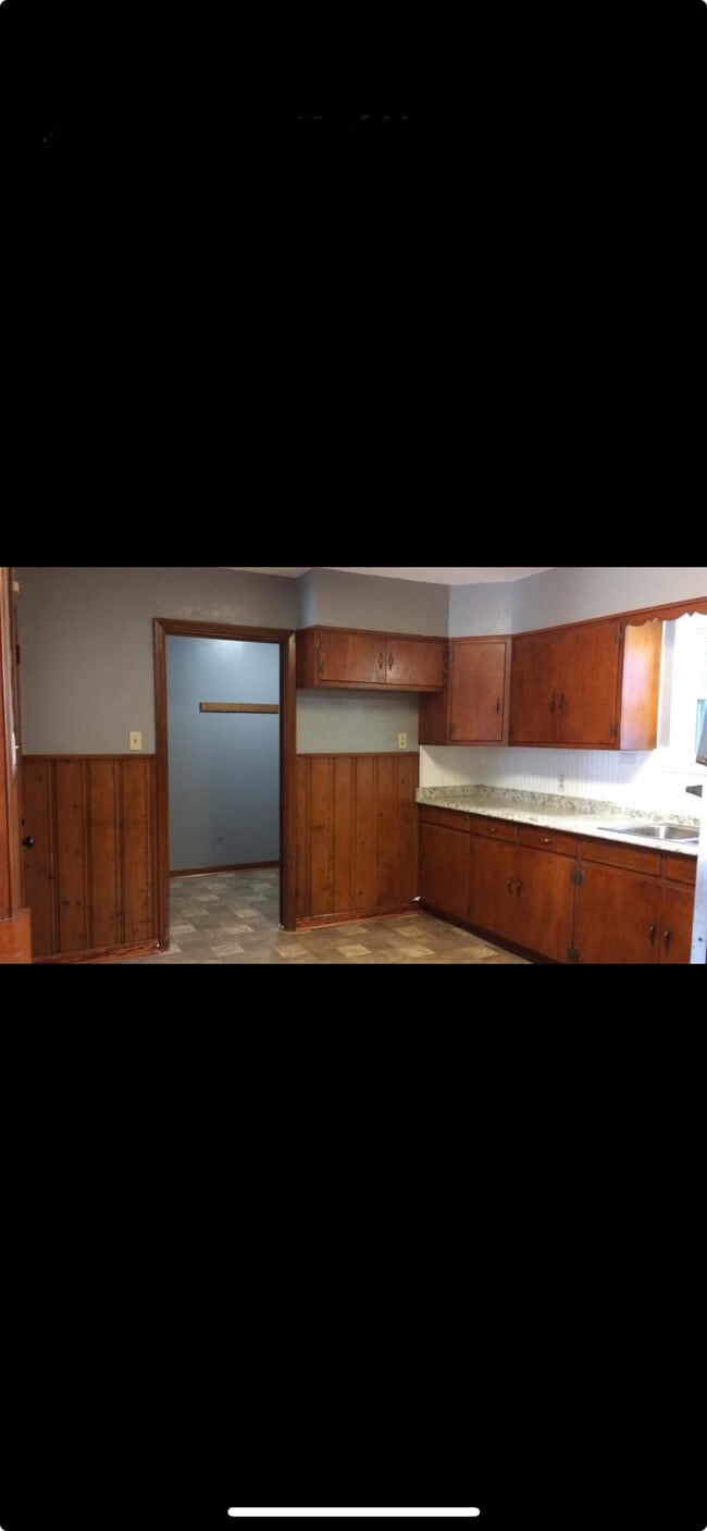 Building Photo - 1216 Magnolia St