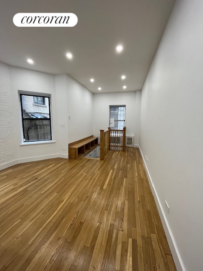 Building Photo - 128 E 83rd St