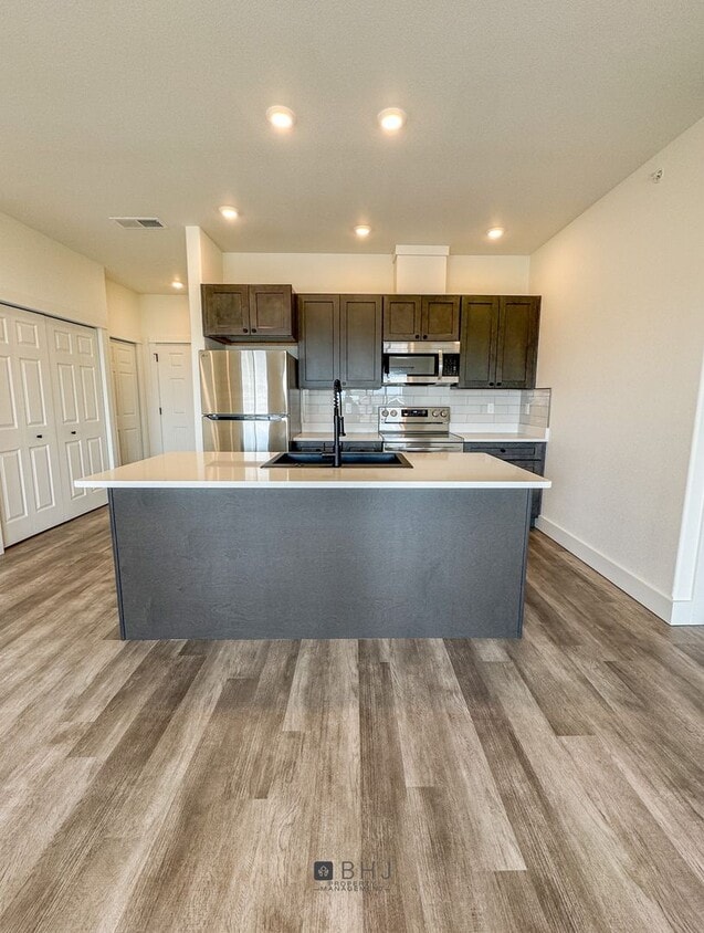 Primary Photo - BRAND NEW Pet Friendly 2 bed/ 2 bath apart...