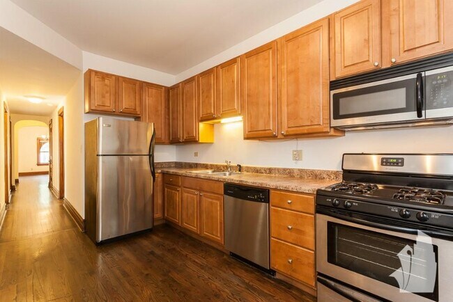 Photo - 3047 W Logan Blvd Apartment